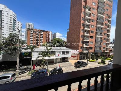 Apartamento de 4 alcobas en venta en Cabecera Del Llano, Bucaramanga, 123 m² · foto 5 de 18