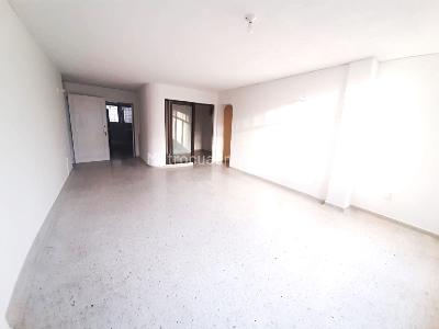Apartamento de 4 alcobas en venta en Cabecera Del Llano, Bucaramanga, 123 m² · foto 2 de 18