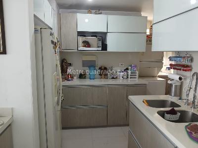 Apartamento de 3 alcobas en venta en El Tejar, Bucaramanga, 127 m² · foto 3 de 17