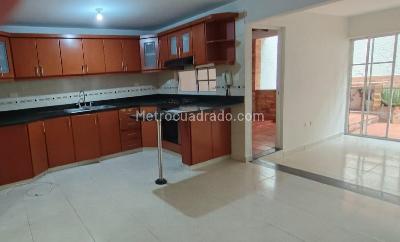 Casa de 4 alcobas en venta en Cañaveral, Floridablanca, 230 m² · foto 7 de 20