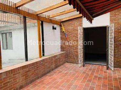 Apartamento de 2 alcobas en venta en Chico, Bogotá, 180 m² · foto 17 de 20