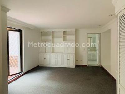 Apartamento de 2 alcobas en venta en Chico, Bogotá, 180 m² · foto 8 de 20