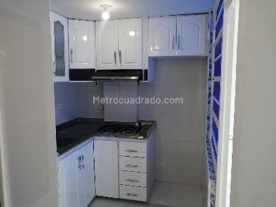 Casa de 5 alcobas en venta en La Cofradia Fontibon, Bogotá, 231 m² · foto 7 de 16