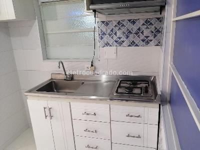Casa de 5 alcobas en venta en La Cofradia Fontibon, Bogotá, 231 m² · foto 8 de 16