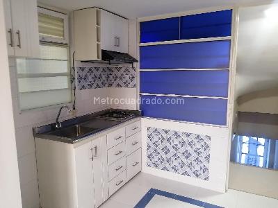 Casa de 5 alcobas en venta en La Cofradia Fontibon, Bogotá, 231 m² · foto 11 de 16