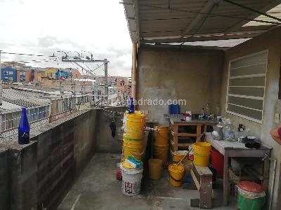 Casa de 5 alcobas en venta en La Cofradia Fontibon, Bogotá, 231 m² · foto 13 de 16