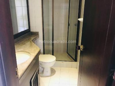 Apartamento en venta en Antiguo Country, Bogotá · foto 6 de 9