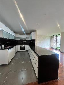 Apartamento de 2 alcobas en venta en Cantalejo Sec Alejandria, Bogotá, 127 m² · foto 7 de 17
