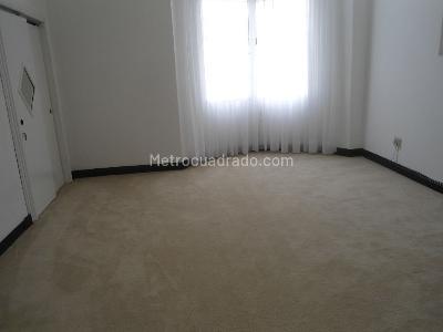 Casa de 5 alcobas en venta en Teusaquillo, Bogotá, 647 m² · foto 9 de 13