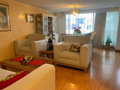 Apartamento en venta en Polo Club, Bogotá · foto 3 de 12