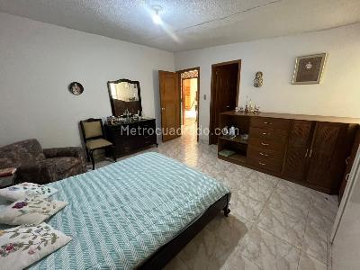 Apartamento de 5 alcobas en venta en Cabecera Del Llano, Bucaramanga, 179 m² · foto 16 de 20