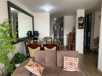 Apartamento en venta en Las Villas, Bogotá · foto 3 de 9