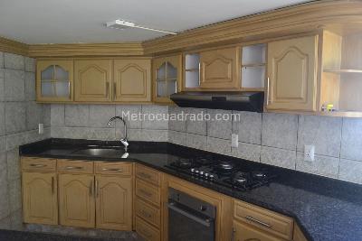 Casa de 5 alcobas en venta en Vereda Casiano Bajo, Floridablanca, 293 m² · foto 9 de 20