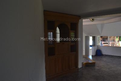 Casa de 5 alcobas en venta en Vereda Casiano Bajo, Floridablanca, 293 m² · foto 7 de 20
