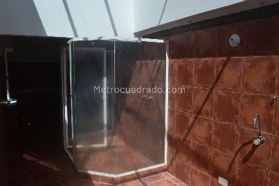Casa de 5 alcobas en venta en Vereda Casiano Bajo, Floridablanca, 293 m² · foto 15 de 20