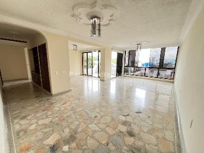 Apartamento de 3 alcobas en venta en Cabecera Del Llano, Bucaramanga, 135 m² · foto 2 de 20