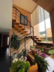 Casa de 4 alcobas en venta en Vereda Fonqueta Condominio La Esperanza, Chía, 297 m² · foto 10 de 14