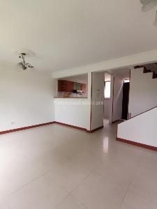 Casa de 3 alcobas en venta en Granada Norte, Bogotá, 88 m² · foto 7 de 12