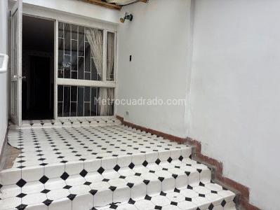 Apartamento en venta en Santa Barbara Central, Bogotá · foto 14 de 18