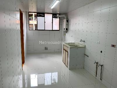 Apartamento de 3 alcobas en arriendo en Andino El Retiro, Bogotá, 190 m² · foto 7 de 17