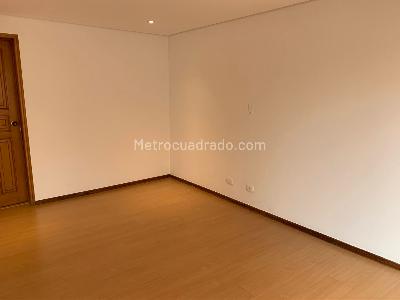 Apartamento de 3 alcobas en arriendo en Andino El Retiro, Bogotá, 190 m² · foto 15 de 17