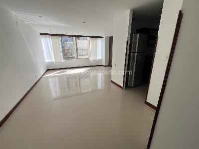 Apartamento de 2 alcobas en venta en Altos De Cabecera, Bucaramanga, 70 m² · foto 2 de 19
