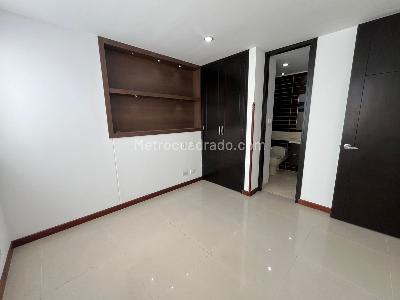 Apartamento de 2 alcobas en venta en Altos De Cabecera, Bucaramanga, 70 m² · foto 8 de 19