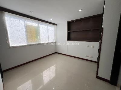 Apartamento de 2 alcobas en venta en Altos De Cabecera, Bucaramanga, 70 m² · foto 11 de 19