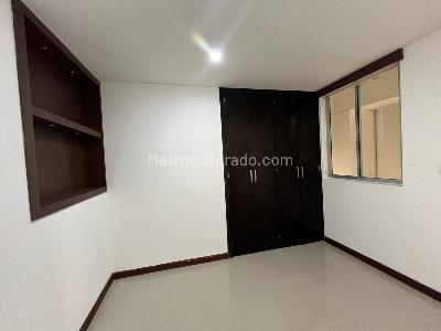 Apartamento de 2 alcobas en venta en Altos De Cabecera, Bucaramanga, 70 m² · foto 12 de 19