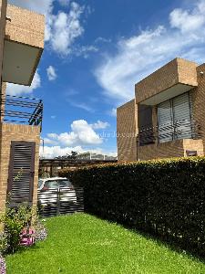 Casa de 3 alcobas en venta en Fonqueta Condominio La Esperanza, Chía, 170 m² · foto 2 de 19