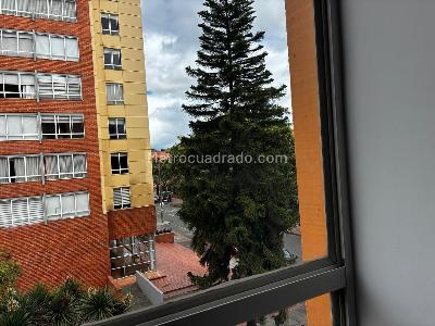 Apartamento en venta en Ciudad Salitre Oriental, Bogotá · foto 4 de 14