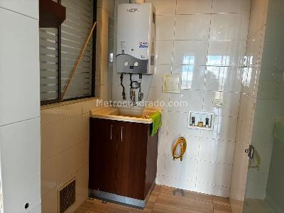 Apartamento de 3 alcobas en venta en Ciudad Salitre Oriental, Bogotá, 130 m² · foto 10 de 20