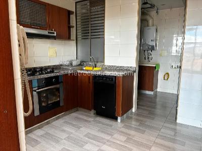 Apartamento de 3 alcobas en venta en Ciudad Salitre Oriental, Bogotá, 130 m² · foto 11 de 20