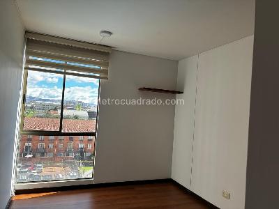Apartamento de 3 alcobas en venta en Ciudad Salitre Oriental, Bogotá, 130 m² · foto 8 de 20