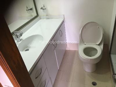 Apartamento de 3 alcobas en venta en Calleja Baja, Bogotá, 114 m² · foto 4 de 9