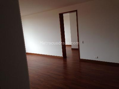 Apartamento de 3 alcobas en venta en Calleja Baja, Bogotá, 114 m² · foto 7 de 9