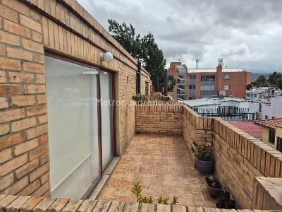 Casa en venta en El Contador, Bogotá · foto 2 de 19