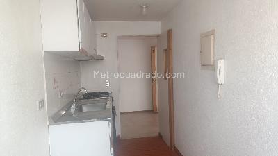 Apartamento de 3 alcobas en venta en Cedritos, Bogotá, 78 m² · foto 12 de 15
