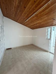 Casa de 4 alcobas en venta en Limoncito, Floridablanca, 170 m² · foto 15 de 20