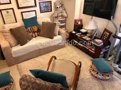 Apartamento de 3 alcobas en venta en Chico San Patricio, Bogotá, 150 m² · foto 13 de 20