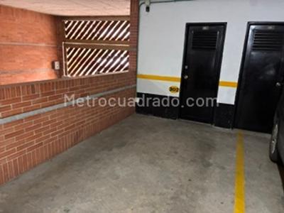 Apartamento de 3 alcobas en venta en Chico San Patricio, Bogotá, 150 m² · foto 20 de 20