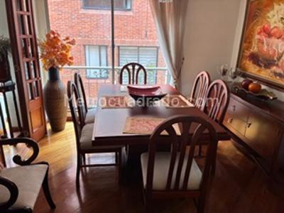 Apartamento de 3 alcobas en venta en Chico San Patricio, Bogotá, 150 m² · foto 8 de 20