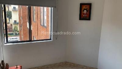 Apartamento en venta en Ciudad Salitre Occidental, Bogotá · foto 3 de 14