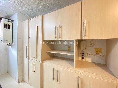 Apartamento de 3 alcobas en venta en Metropolitan Cabecera Del Llano, Bucaramanga, 134 m² · foto 2 de 14