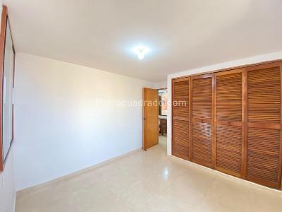 Apartamento de 3 alcobas en venta en Metropolitan Cabecera Del Llano, Bucaramanga, 134 m² · foto 6 de 14