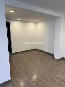 Apartamento de 3 alcobas en venta en Ciudad Salitre Nororiental, Bogotá, 85 m² · foto 4 de 12