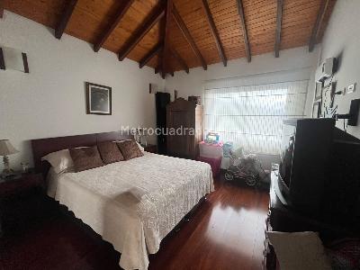 Casa de 4 alcobas en venta en Lagos Del Cacique, Bucaramanga, 380 m² · foto 13 de 20