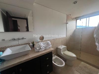 Casa de 4 alcobas en venta en Lagos Del Cacique, Bucaramanga, 380 m² · foto 19 de 20