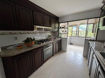 Apartamento de 3 alcobas en venta en Altos De Cabecera, Bucaramanga, 152 m² · foto 14 de 18