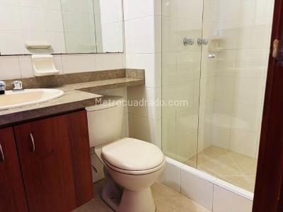 Apartamento de 2 alcobas en venta en Maria Cristina, Bogotá, 74 m² · foto 8 de 16